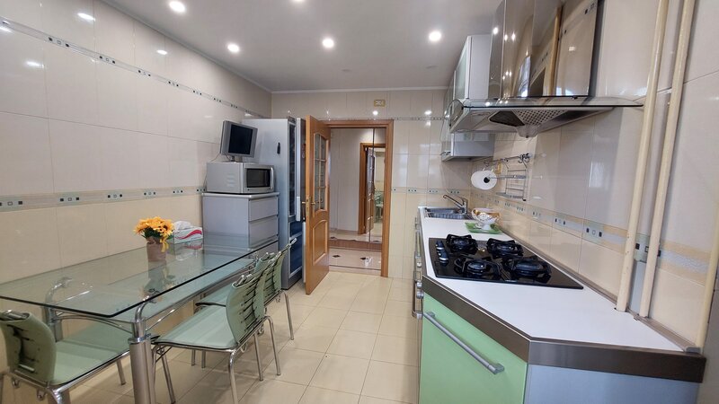 Unirii, Bd. Mircea Voda, v-a-v ANFP, stradal, decomandat, centrala