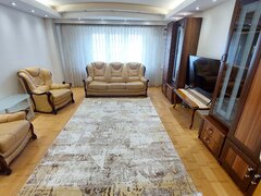 Unirii, Bd. Mircea Voda, v-a-v ANFP, stradal, decomandat, centrala